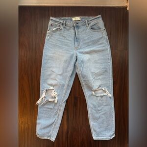 Abercrombie and Fitch mom high rise curve love Jean